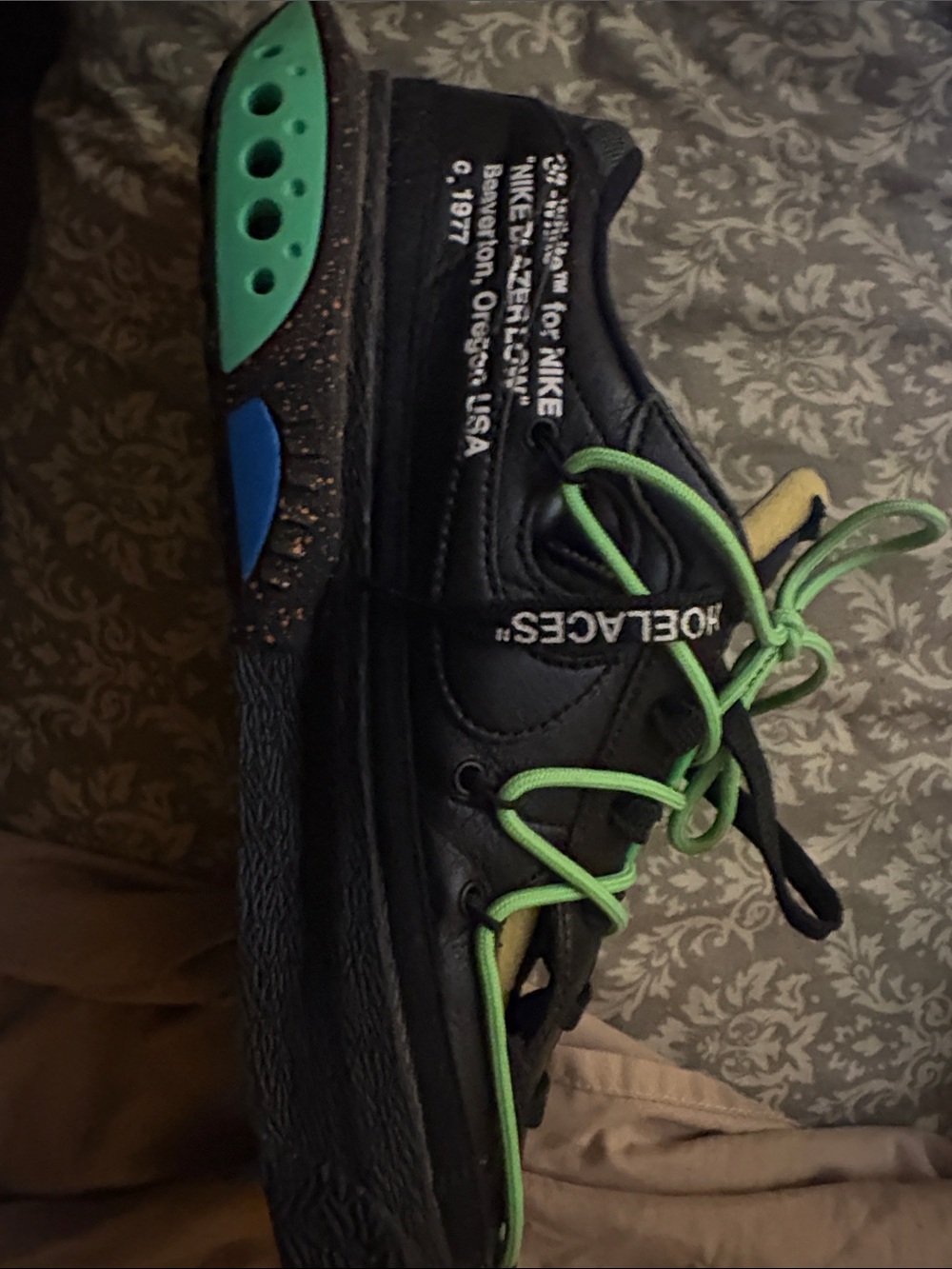 Off White X Nike Blazer with Neon Green Laces - Picture 5 of 5